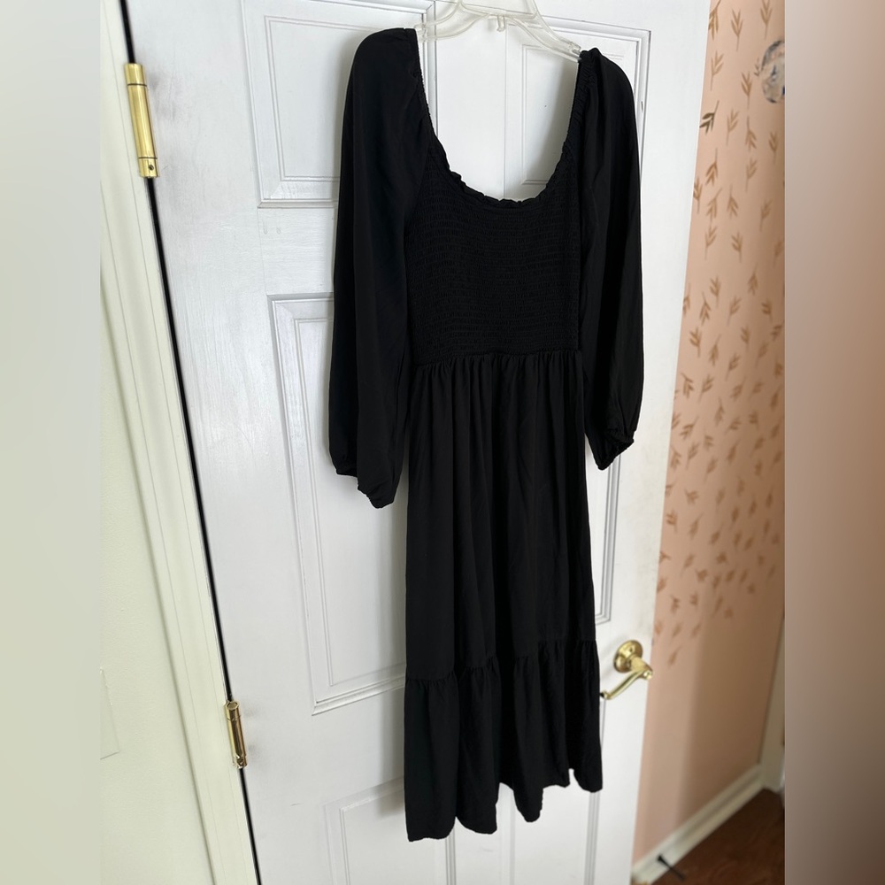 GAP Tall Smocked Scoopneck Midi Dress Small Black with Pockets